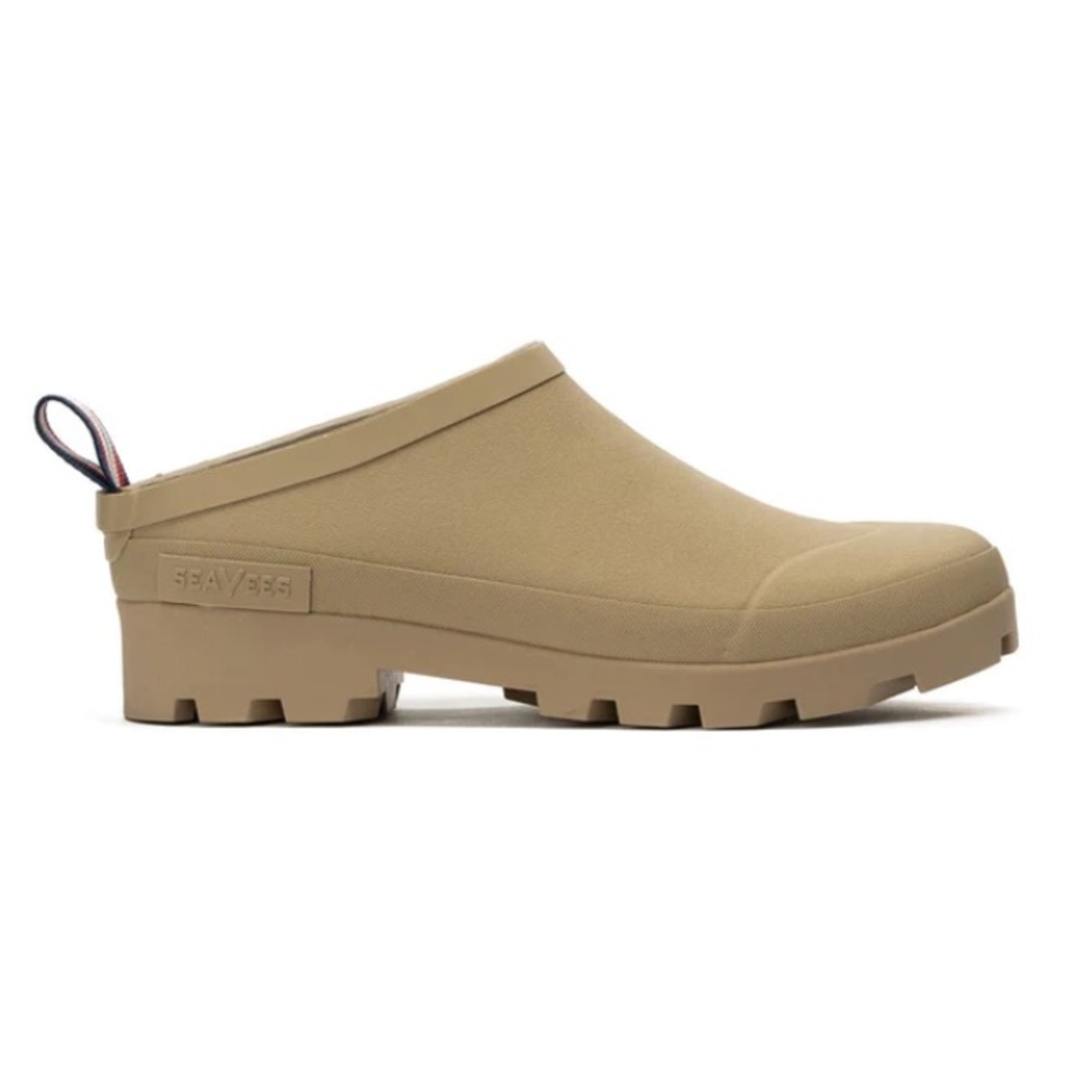 Brand new Seavees Bodega rubber clog size 8 in color dune